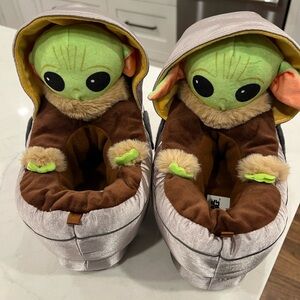 GAP Grogu Mandalorian Plush Character Slippers